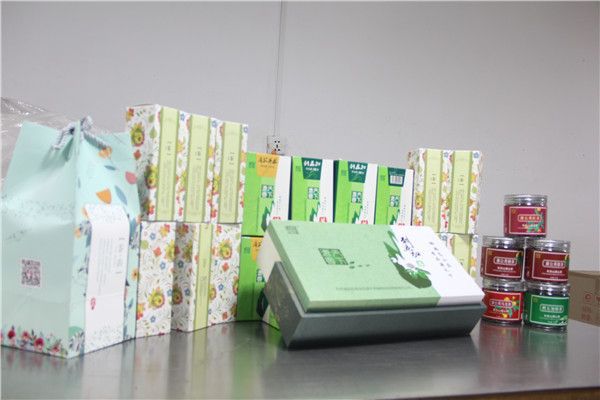 下載 (1).jpg